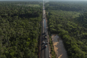 Rodovia BR-319 que liga Boa Vista