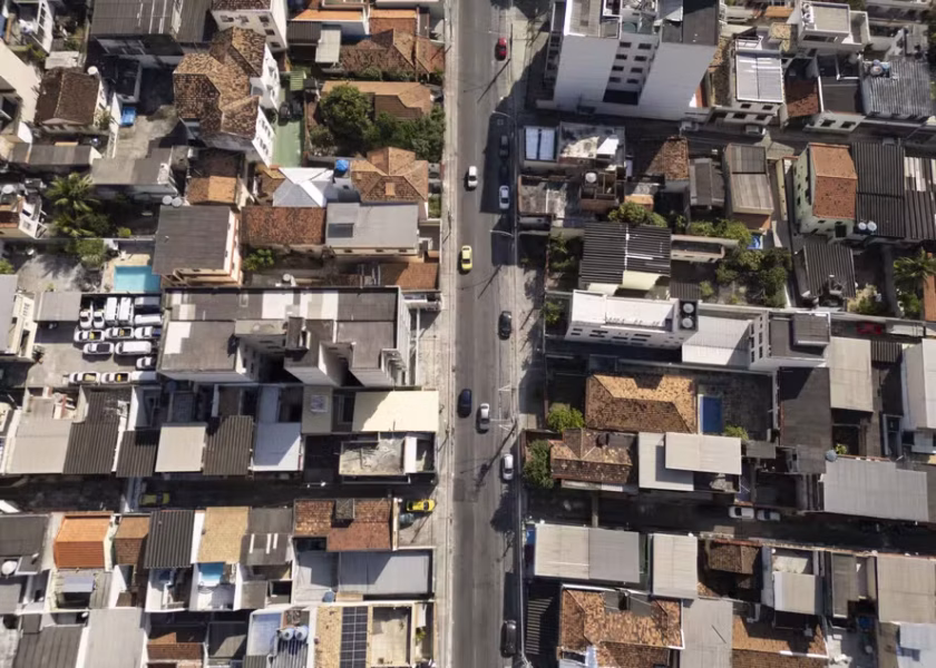 106899344-ri-rio-de-janeiro-rj-12-05-2024-como-se-preparar-para-os-extremos-o-estado-e-o-municipio