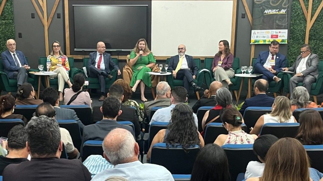 Comunidade cientifica e academica da Amazonia1