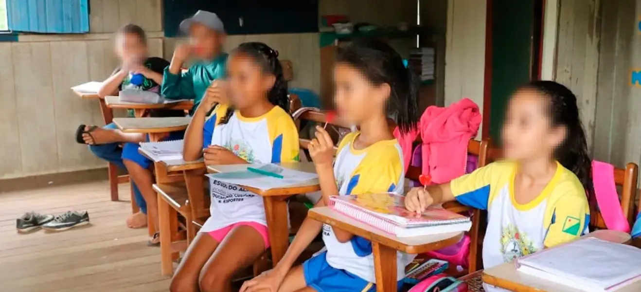 Mais-de-250-mil-jovens-estao-fora-da-escola-na-Amazonia-Legal