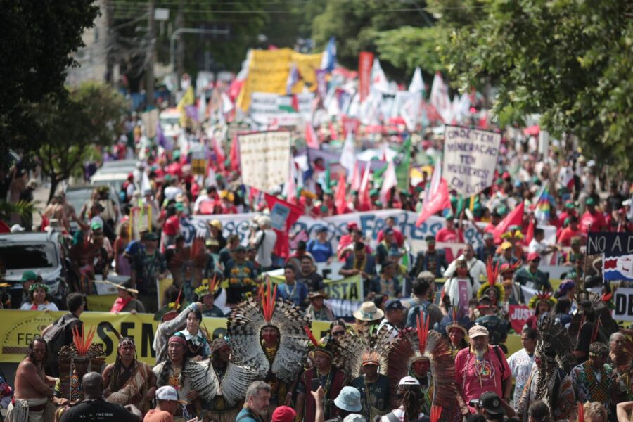 Marcha Mundial pelo Clima reúne organizações da sociedade civil