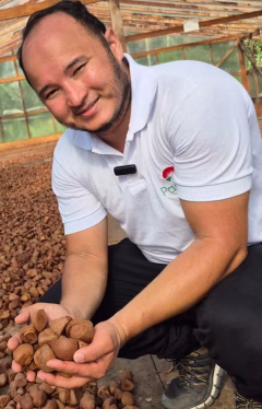 Nobumasa da Fortparaoil produz bioativos para a indústria de cosméticos