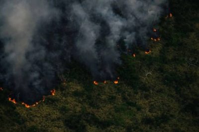 Queimada-registrada-em-27-de-julho-de-2022-em-Porto-Velho-Rondonia.-Monitoramento-de-Desmatamento-e-Queimadas-na-Amazonia-em-2022-Christian-Brag