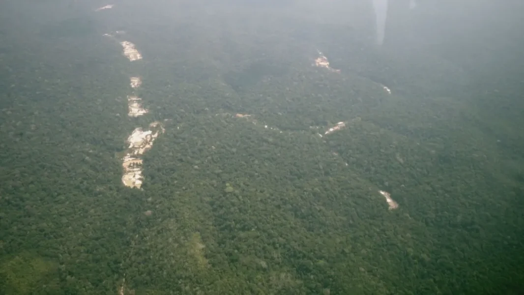 amazonia-_-alvo-_-garimpo-_-ilegal-